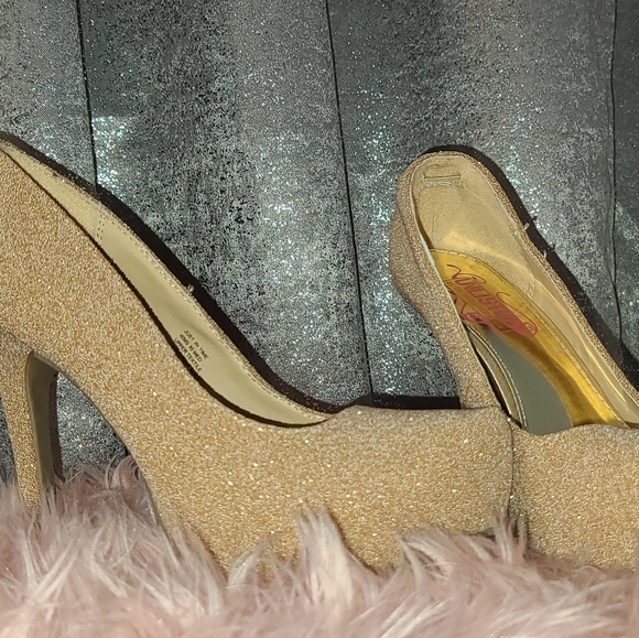 Elegant and beautiful heels. - Picture 5 of 7